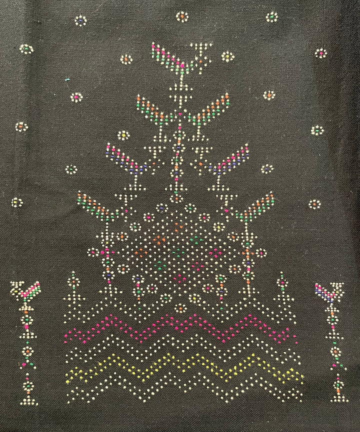Tangaliya: A language of Dots