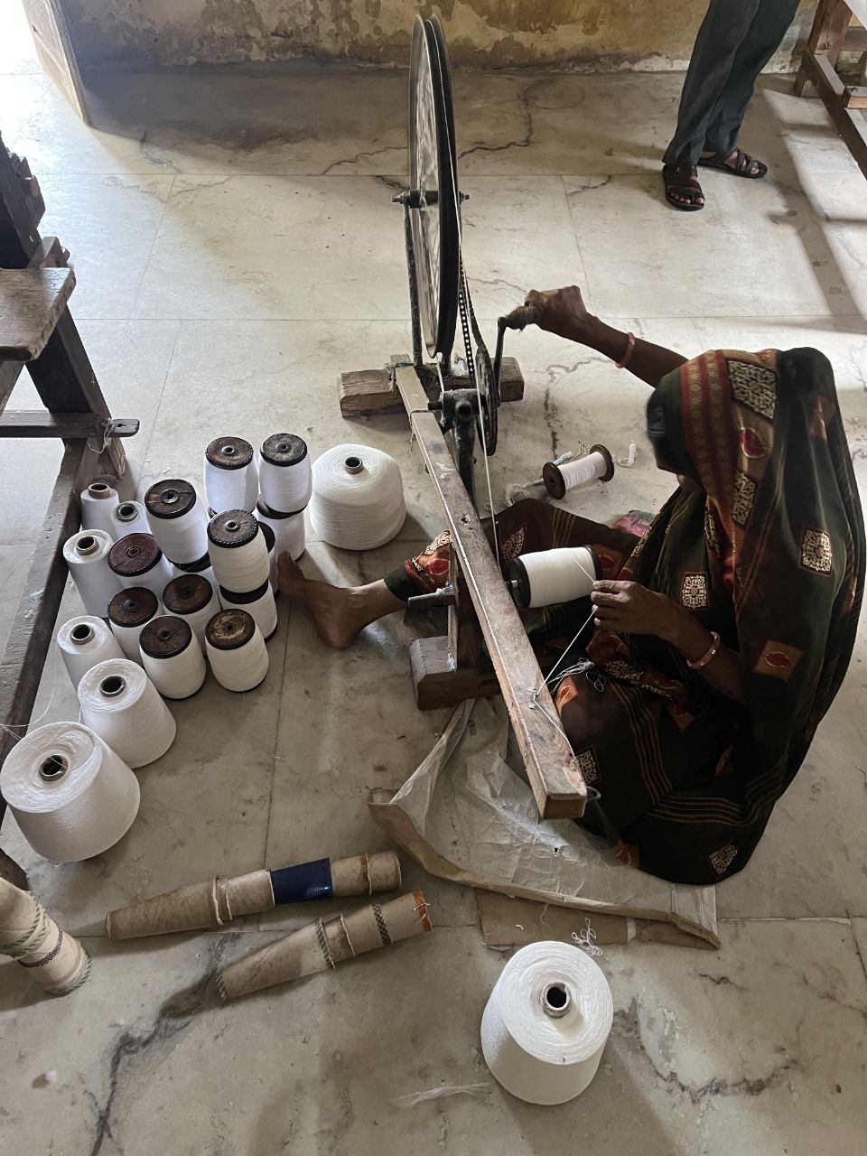 We would like to weave with you!