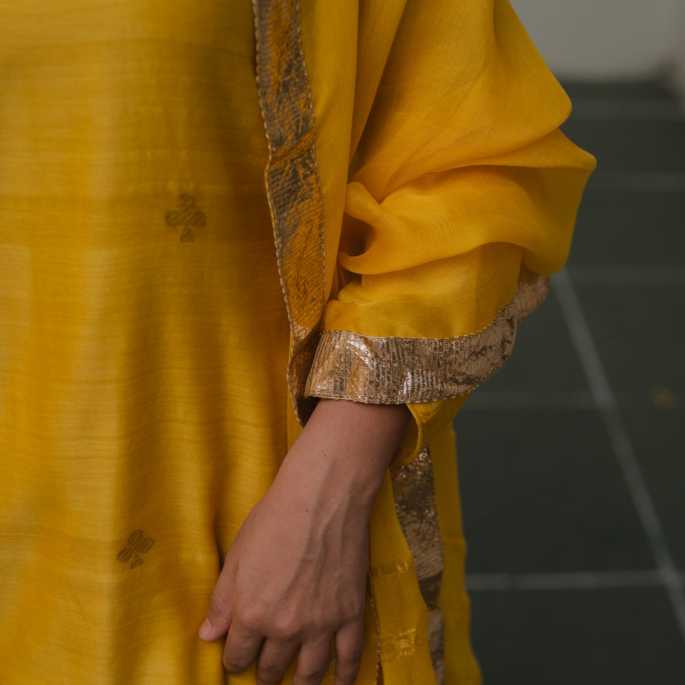 Shubha Dupatta