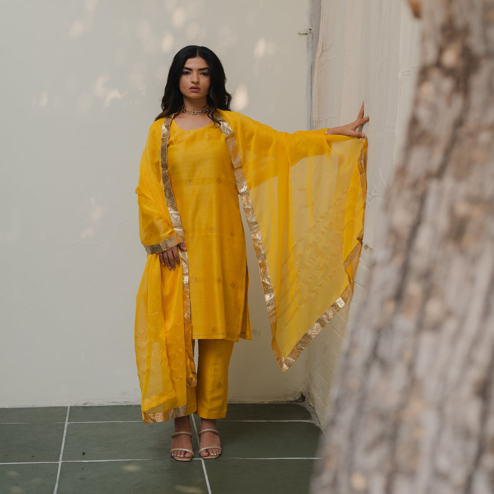 Shubha Kurta