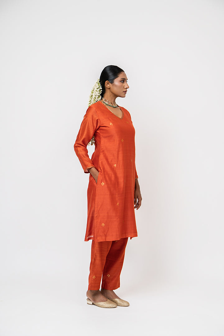Umber Kurta